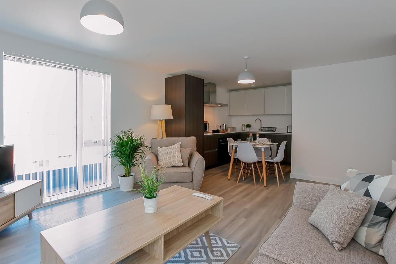 Hilltop Serviced Apartments- Northern Quarter Манчестър Екстериор снимка