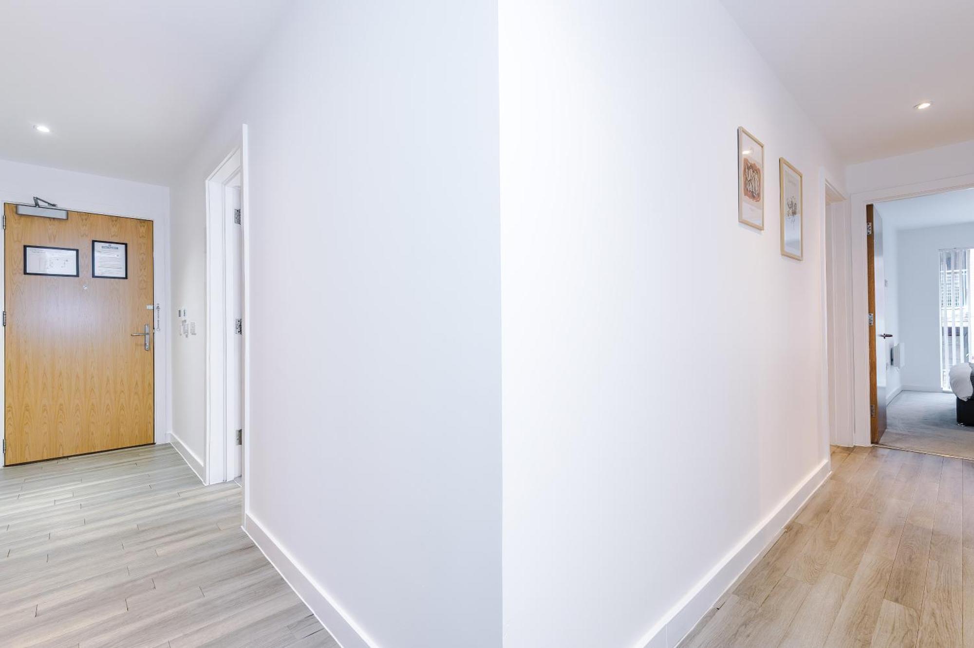 Hilltop Serviced Apartments- Northern Quarter Манчестър Стая снимка