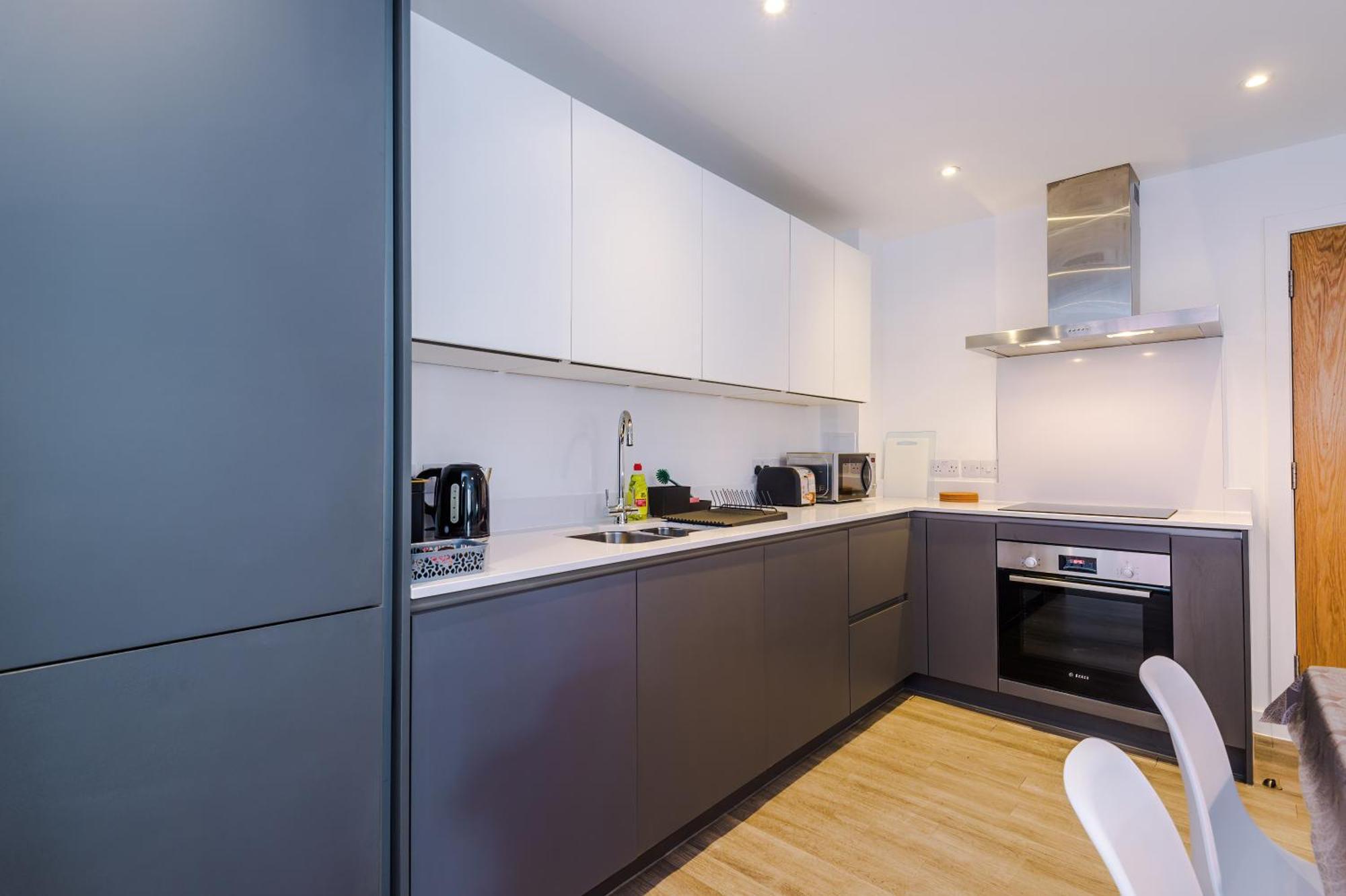 Hilltop Serviced Apartments- Northern Quarter Манчестър Стая снимка