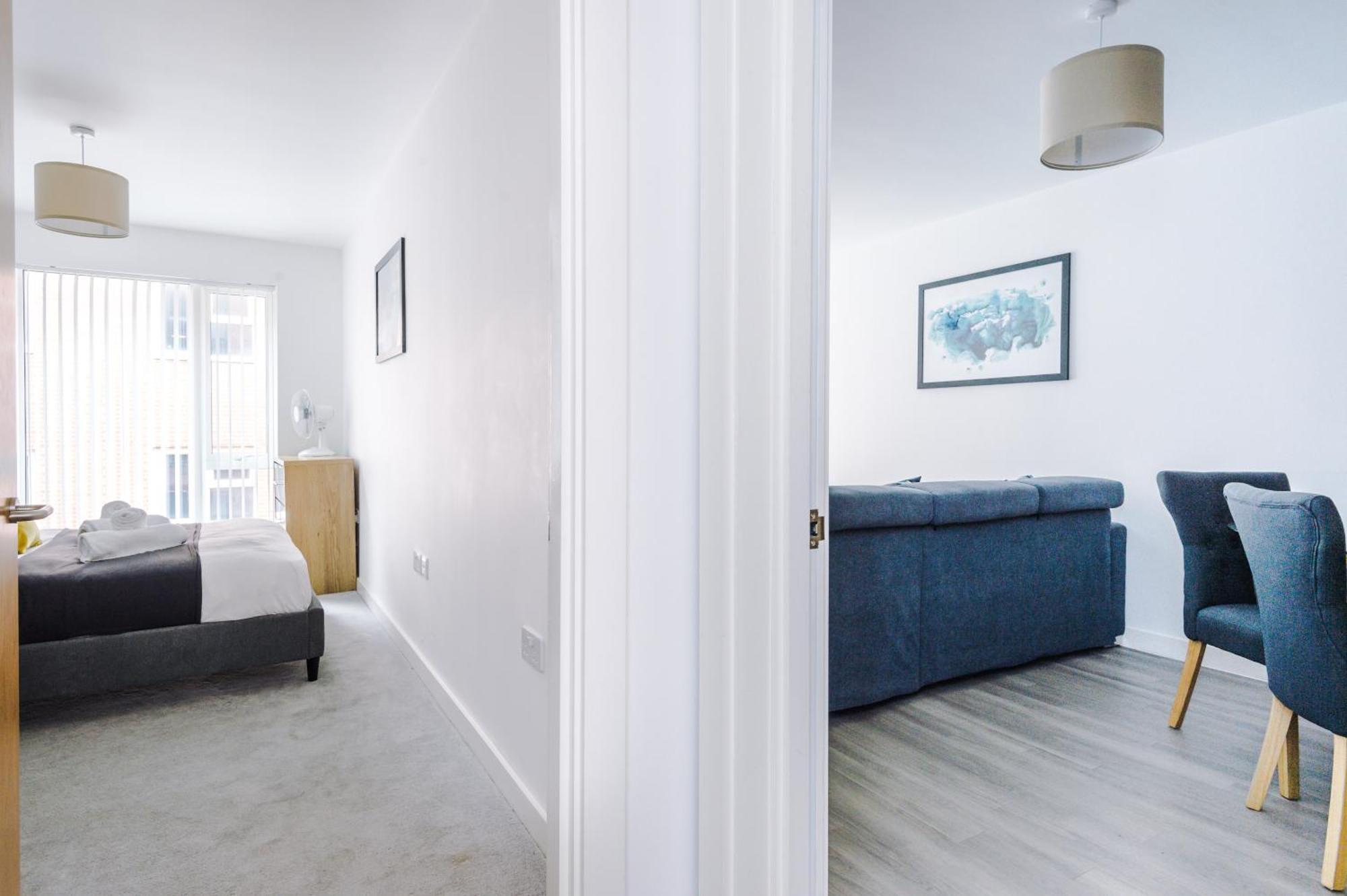 Hilltop Serviced Apartments- Northern Quarter Манчестър Стая снимка
