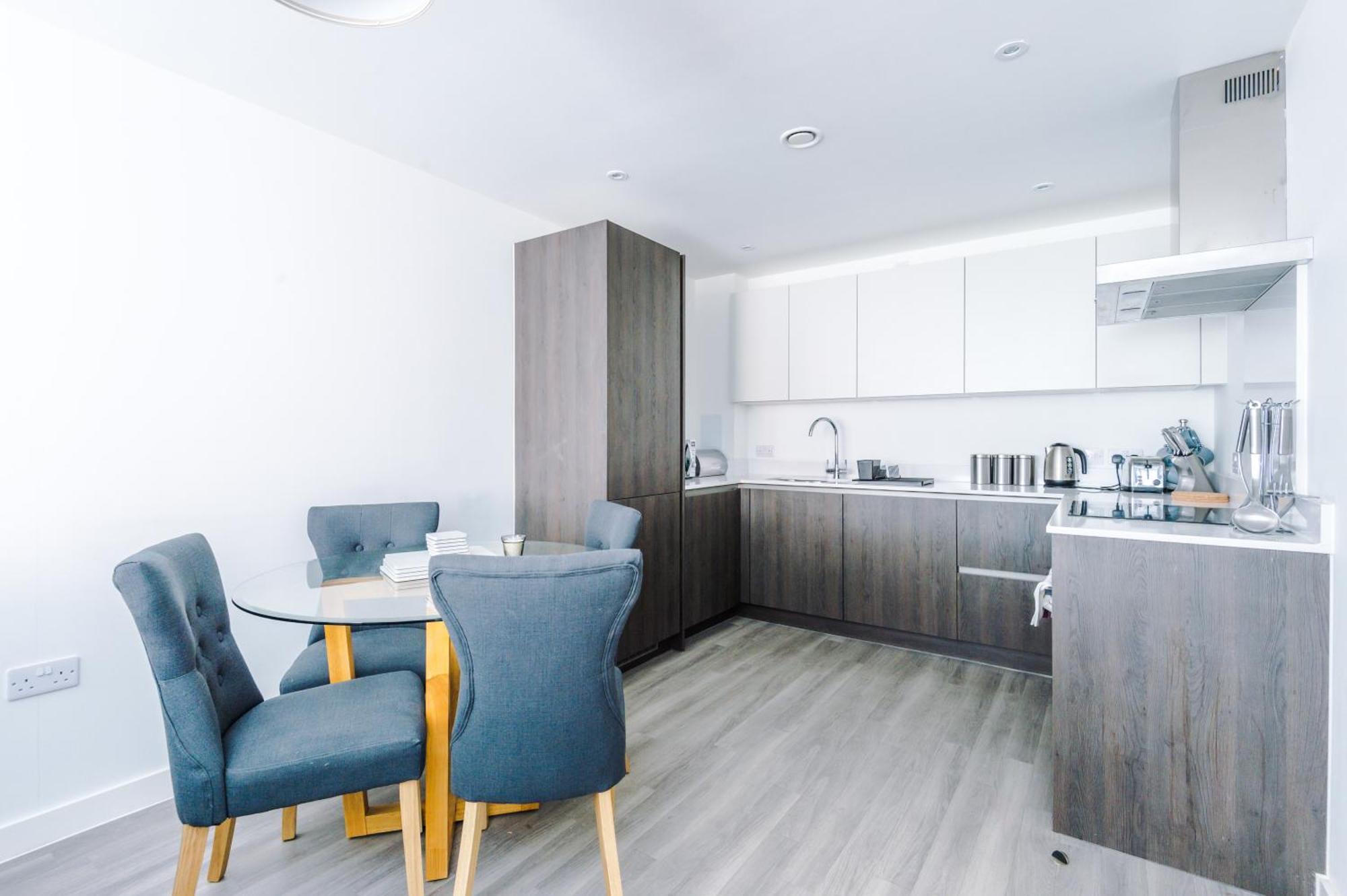 Hilltop Serviced Apartments- Northern Quarter Манчестър Стая снимка