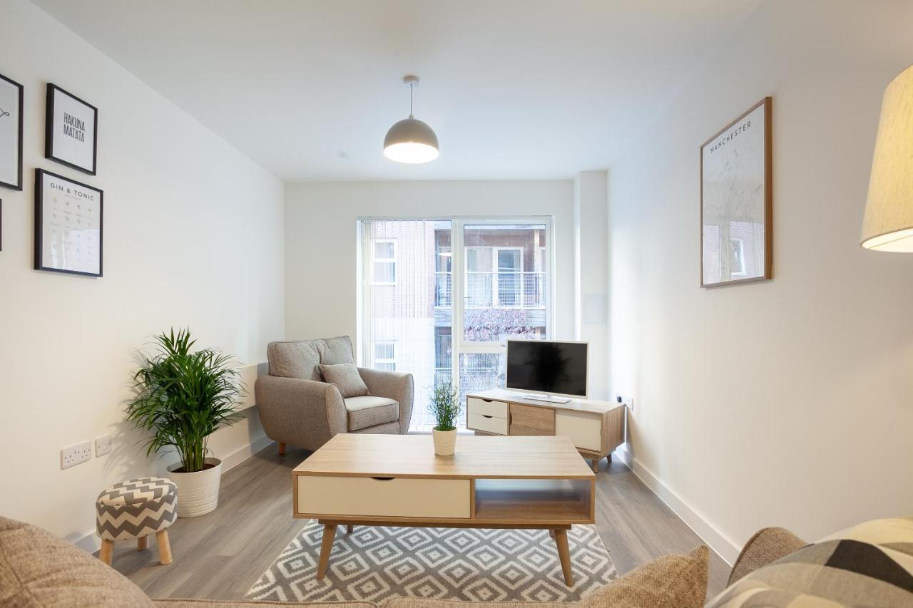 Hilltop Serviced Apartments- Northern Quarter Манчестър Екстериор снимка