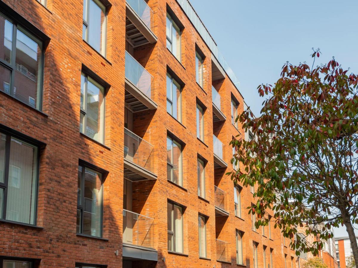 Hilltop Serviced Apartments- Northern Quarter Манчестър Екстериор снимка